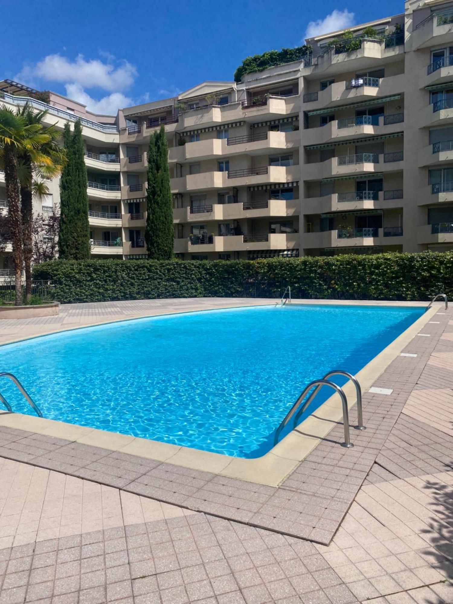 Super T2 Avec Piscine Lyon 3Eme Apartment Luaran gambar