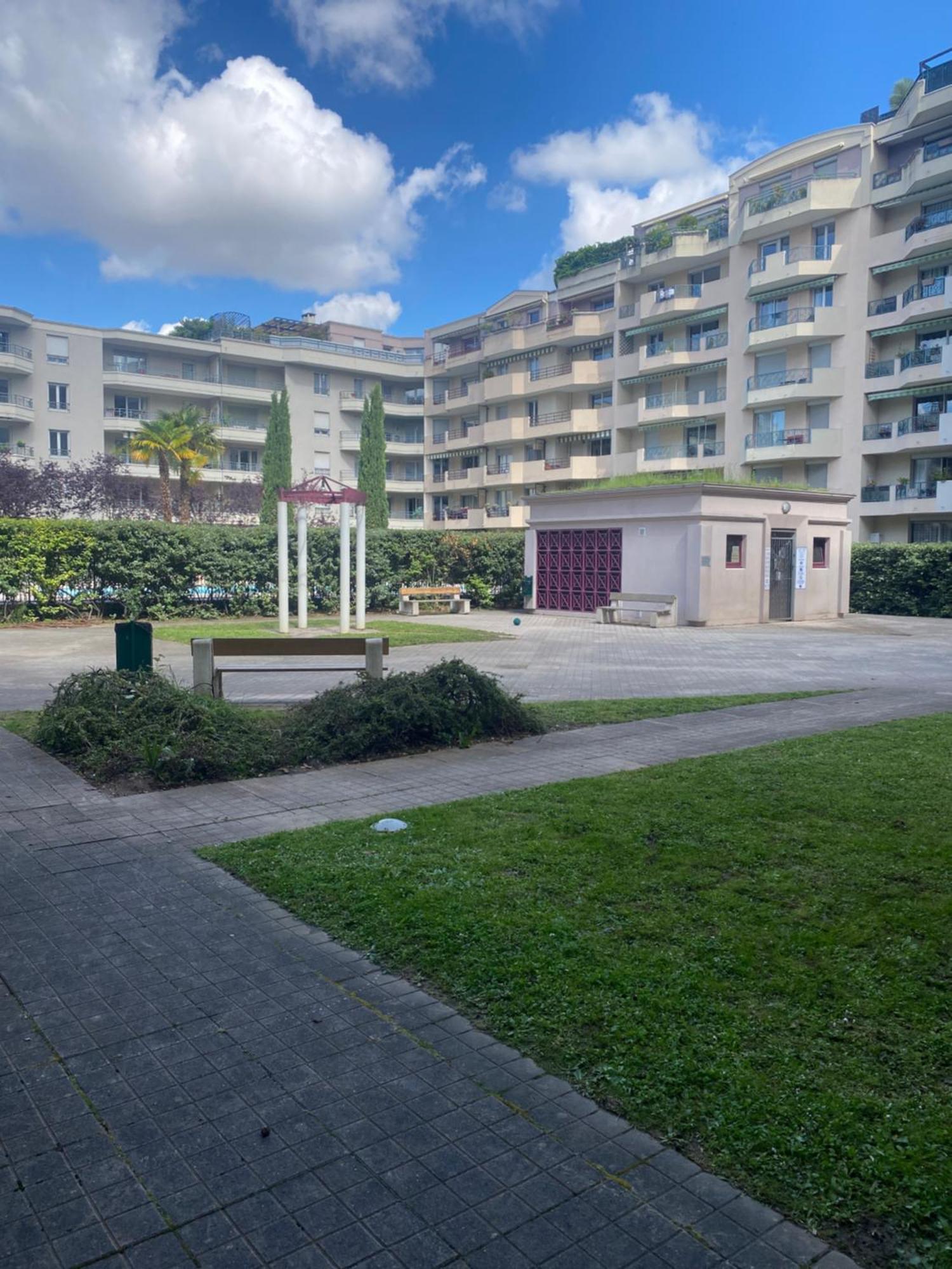 Super T2 Avec Piscine Lyon 3Eme Apartment Luaran gambar